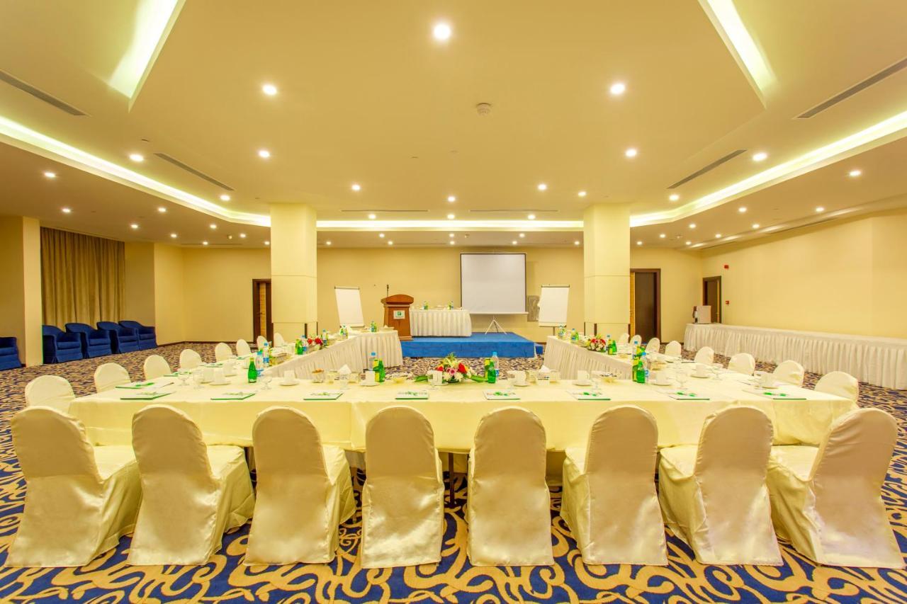 Holiday Inn Jeddah Al Salam, An Ihg Hotel Εξωτερικό φωτογραφία